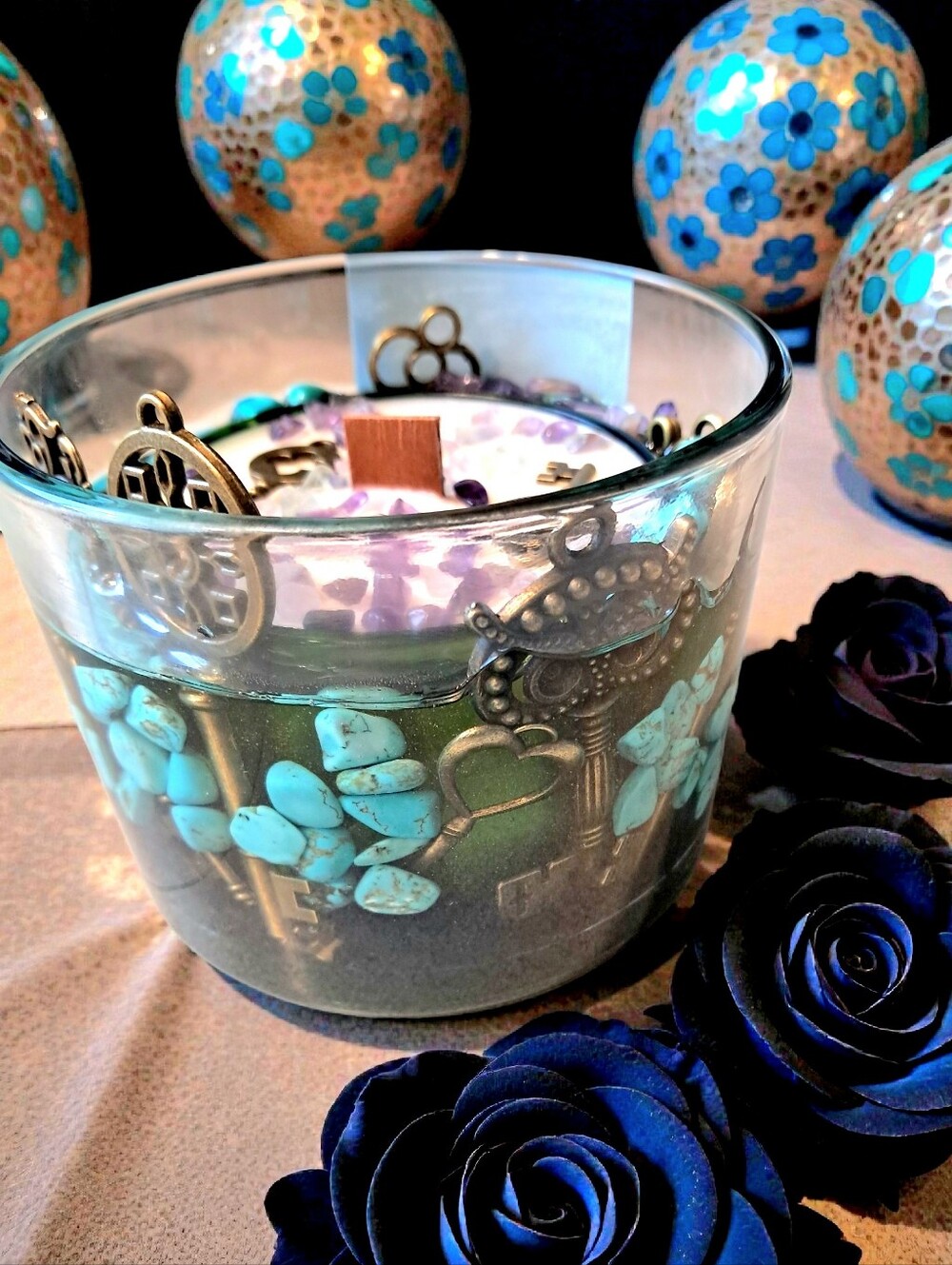 Hand Crafted , Wicked Worthy Wax, Keymaster 16 oz encapsulated resin candle - Picture 5 of 7